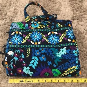 Vera Bradley Blue Floral Hanging Travel Organizer